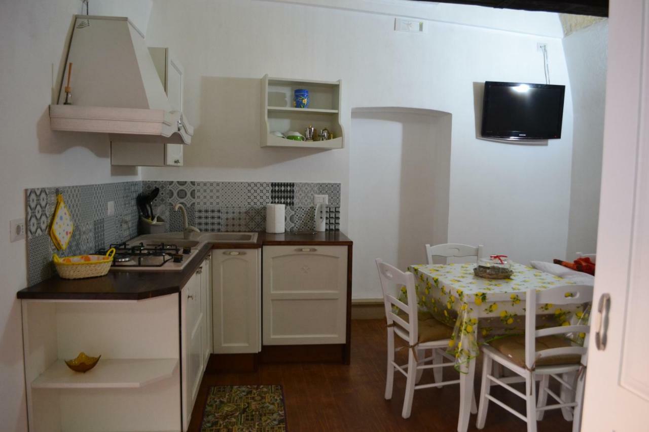 Le Case Di Titina Villa Mottola Luaran gambar